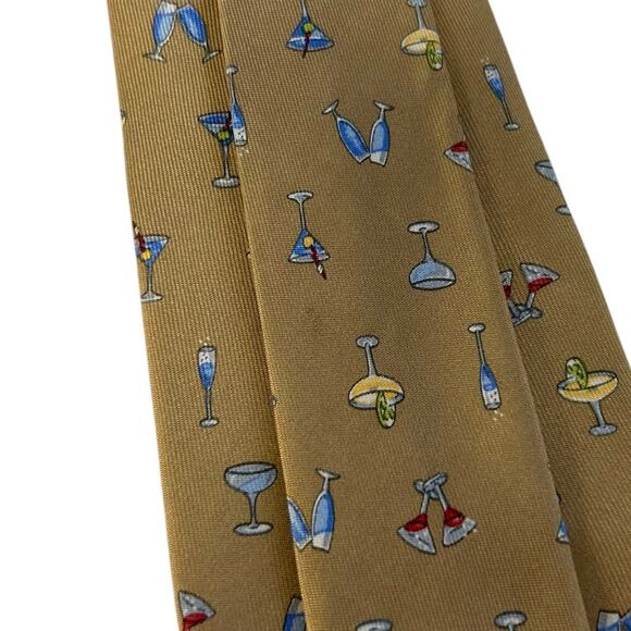 Salvatore Ferragamo Tan Multicolor Martini Cocktail Print Mens Tie - Picture 5 of 5